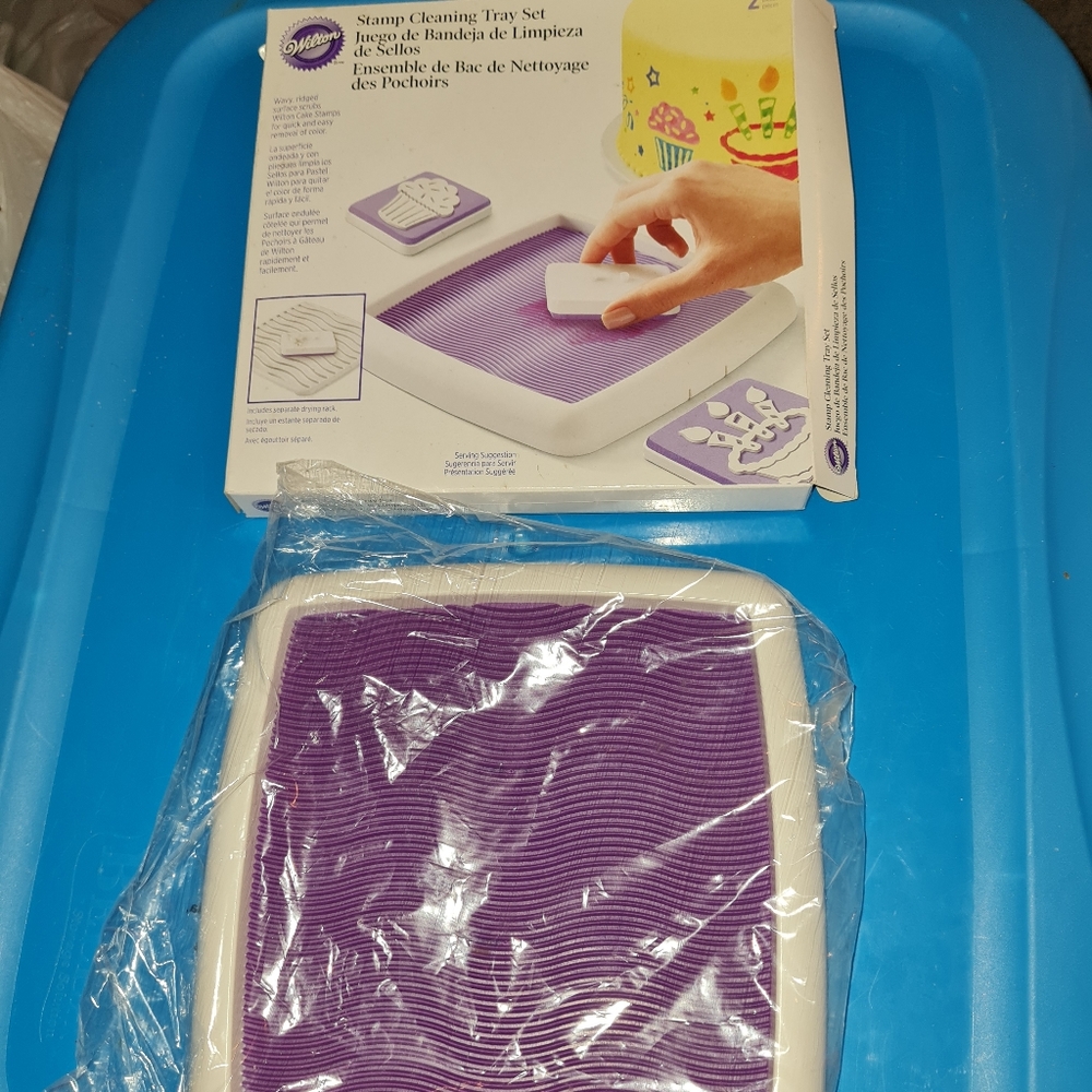 Wilton Cake Stamp Set - Picture 2 of 2